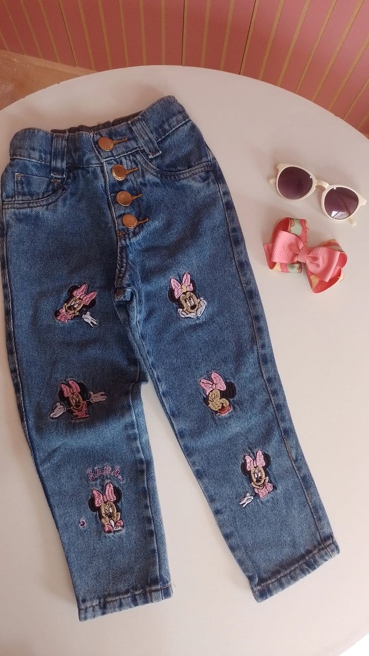 Calça minie